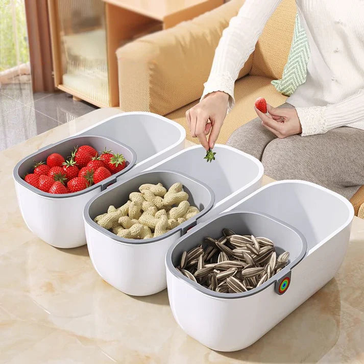 Snacking Bowl with Trash Slot